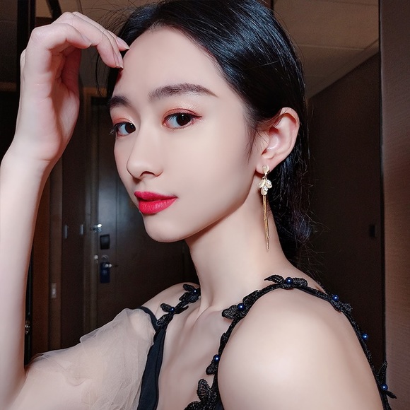 Gemstone Gorgeous Long Earrings - Picture 6 of 11